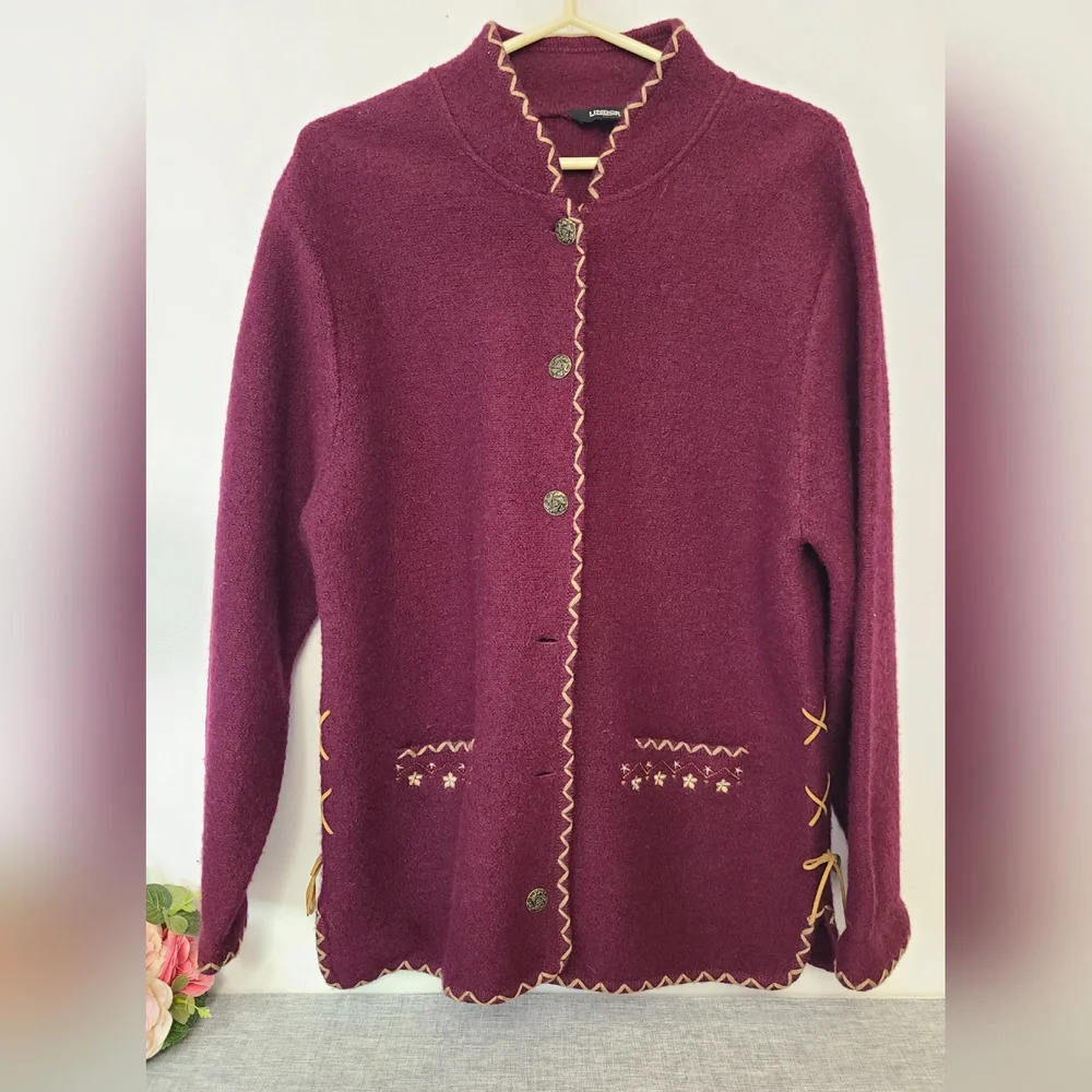 Vintage Women's 100% Wool Jacket‎ by Lindor Size Medium